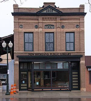 PublicLibraryNewRichlandMN