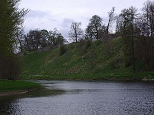 Roxburgh Castle overlooking the River Teviot - geograph.org.uk - 453072
