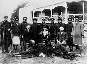 StateLibQld 1 40407 Fijian cricketers posing with the Whites Hill tearooms in the background