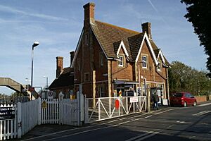 Wye Station from across the level crossing - geograph.org.uk - 1562542