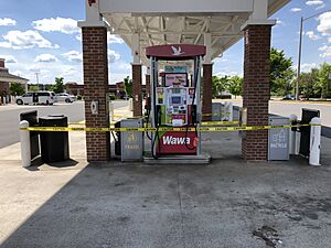 2021-05-15 14 33 28 Out-of-service gas pumps due to panic buying after the Colonial Pipeline cyberattack at the Wawa along Air and Space Museum Parkway in Oak Hill, Fairfax County, Virginia