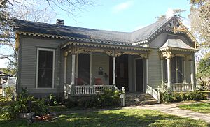 521 Saint Peter St