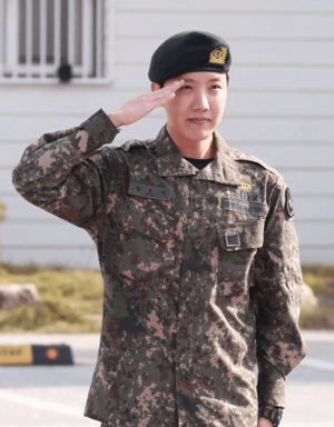 BTS J-Hope military discharge, 17 October 2024 01