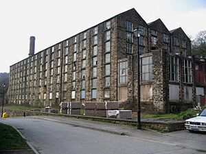 Bailey Mill Delph - geograph.org.uk - 385073