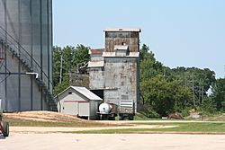 Baileyville, IL Old Grain Elevator
