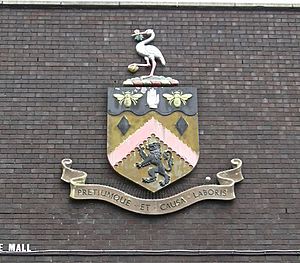 Burnley Crest, The Mall Shopping Centre - geograph.org.uk - 849925 (cropped)