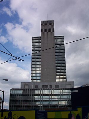 CIS Tower tiled in 2002