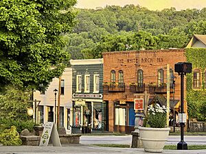 Clayton, Georgia, is a city in Rabun County in the Blue Ridge Mountains 02