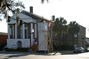 Conway city hall 0782