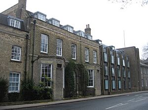 Darwin College - Silver Street - geograph.org.uk - 1131555