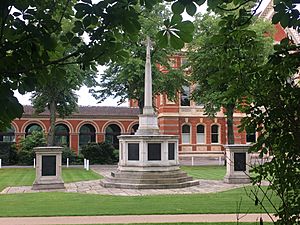 Dulwich College War Memorial, 2018