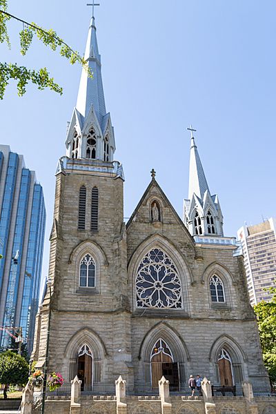 Holy Rosary Cathedral Vancouver (29785801877)