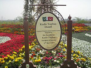 Kadir Topbaş Chowk, Lahore