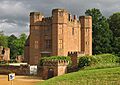 Kenilworth Castle4 (Cropped)