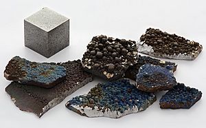 Manganese electrolytic and 1cm3 cube