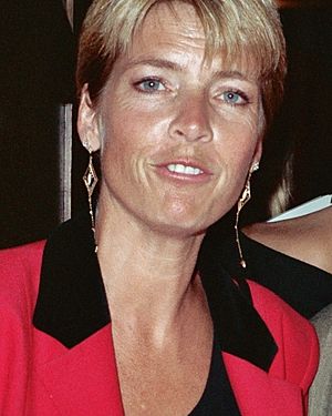 Meredith Baxter at the AIDS Project Los Angeles (APLA) benefit cropped and altered