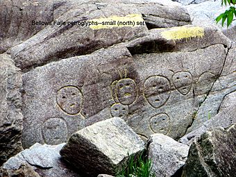 Petroglyphs close up 6-14-2014 12-57-27 PM.JPG
