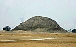 Pyramid of amenemhet hawarra 01.jpg