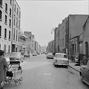 Queen Street, Dublin City, Co. Dublin (37187103374)