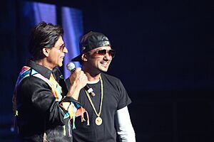 Shah Rukh Khan, Yo Yo Honey Singh (2014) 02.jpg