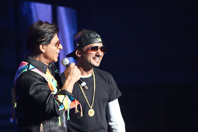 Shah Rukh Khan, Yo Yo Honey Singh (2014) 02
