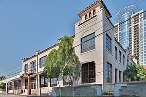 Star Engraving Company Building Houston (HDR)