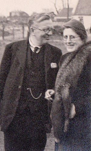 Thomas and Geraldine Dillon in 1940.jpg
