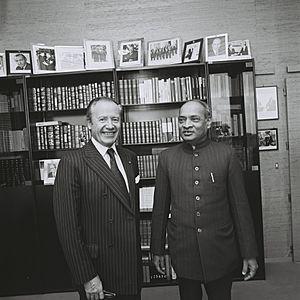 Visit of Narasimha Rao, Indian Minister for Foreign Affairs, to the CEC