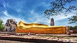 Wat Lokayasutharam (Temple) Ayuthaya, Thailand.jpg