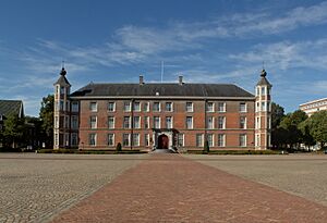 10235 Kasteel van breda 3