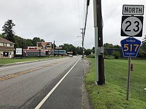2018-07-26 07 59 22 View north along New Jersey State Route 23 and Sussex County Route 517 just north of High Street in Franklin, Sussex County, New Jersey