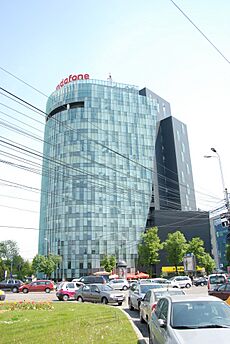 A Bucuresti street scene -i