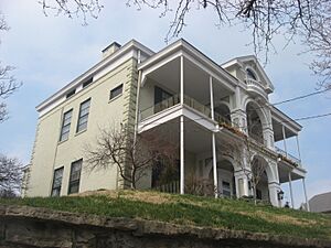 Bellevue in Mansion Hill, Newport