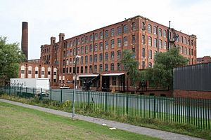 Brook No. 2 Mill, Hollinwood - geograph.org.uk - 216085.jpg