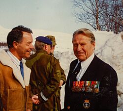 Hugo Munthe-Kaas - Minnemarkering på Lapphaugen i april 1995 DF 5019.jpg