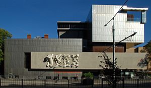 Ian Potter Museum of Art 2010