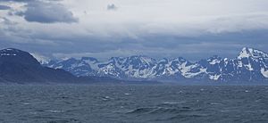 Kangerlussuaq-fjord-mouth.jpg