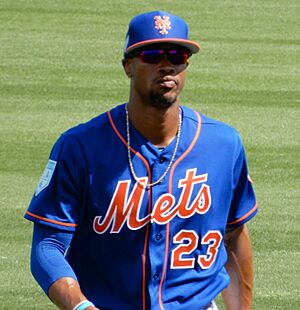 Keon Broxton (46478402404) (cropped)