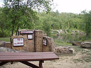 Kettle River Quarry 06