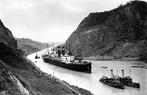 Kroonland in Panama Canal, 1915