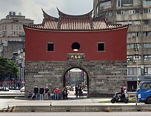 North Side of Taipei City North Gate 20221122
