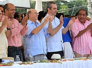 Tavito subervi y hipolito mejia en barahona