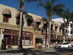 Ventura, California (2) (4051708522) (cropped)