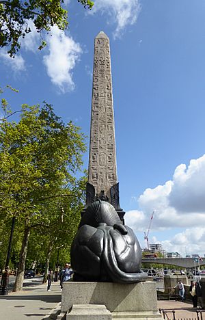 Western Side of Cleopatra's Needle in London.jpg
