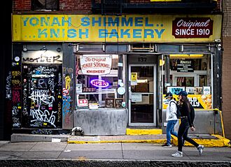 Yonah Schimmel's Knish Bakery Storefront