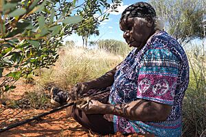 Yuendumu Gold 06