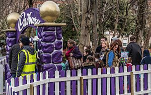 Cadbury Egg Hunt in Support of Barnardos! (But Don’t Mention Easter)-112777 (25448247034)