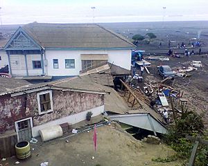 Casa en frente de Playa Principal de Pichilemu, destruida