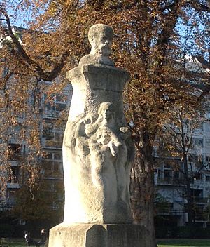 Erected in 1911 is a bust monument to Verlaine, sculpted by Auguste Rodo, in the Luxembourg Gardens