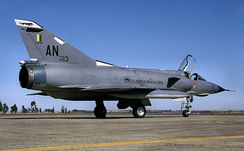 F-103 (12978615984)